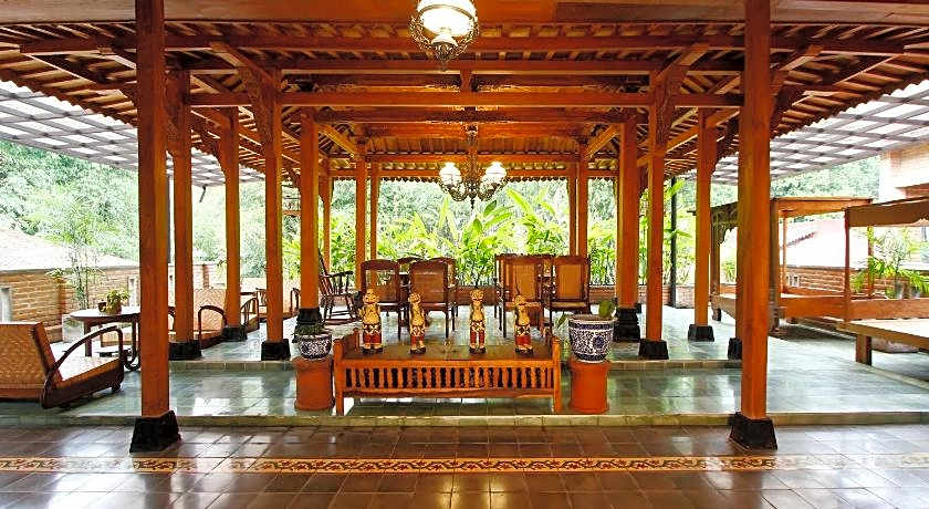 Joglo Mandapa Boutique Hotel
