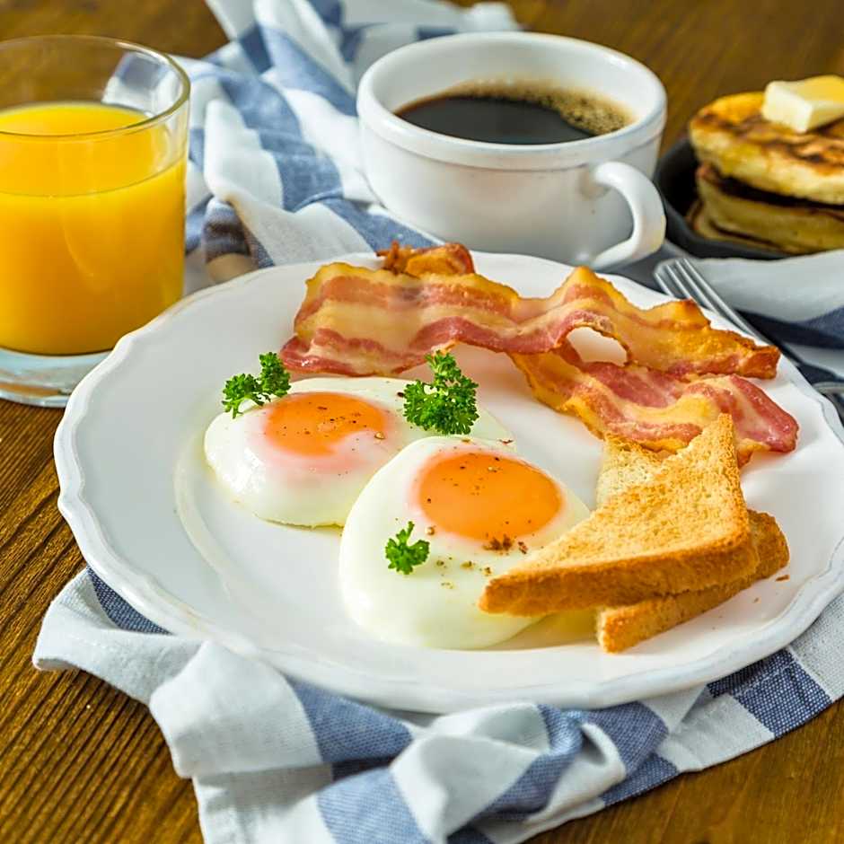 Chateau 9 Apartments by Adrez