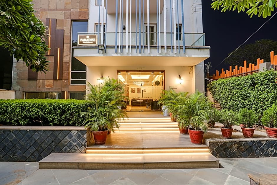 FabHotel Infinity Nest Sushant Lok