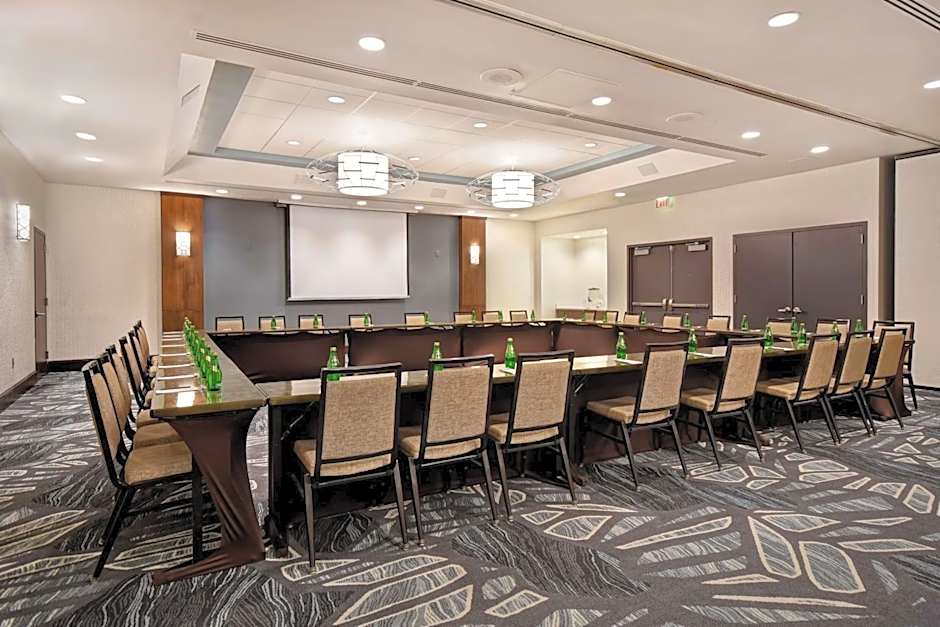 Embassy Suites By Hilton Hotel Syracuse