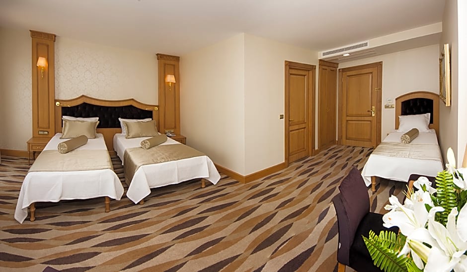 Aprilis Hotel