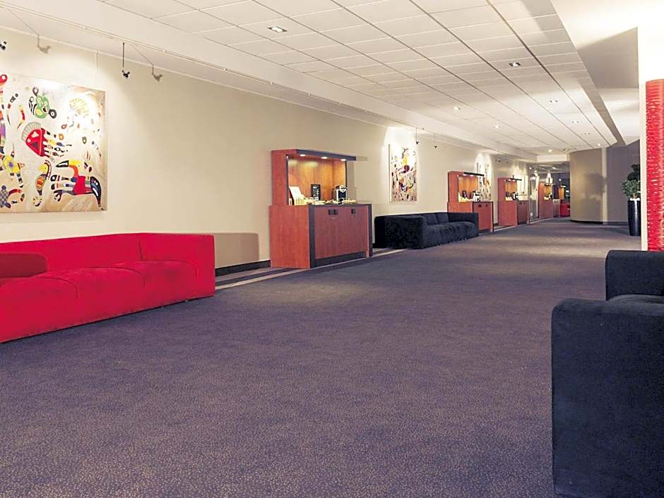 Mercure Maurepas Saint Quentin