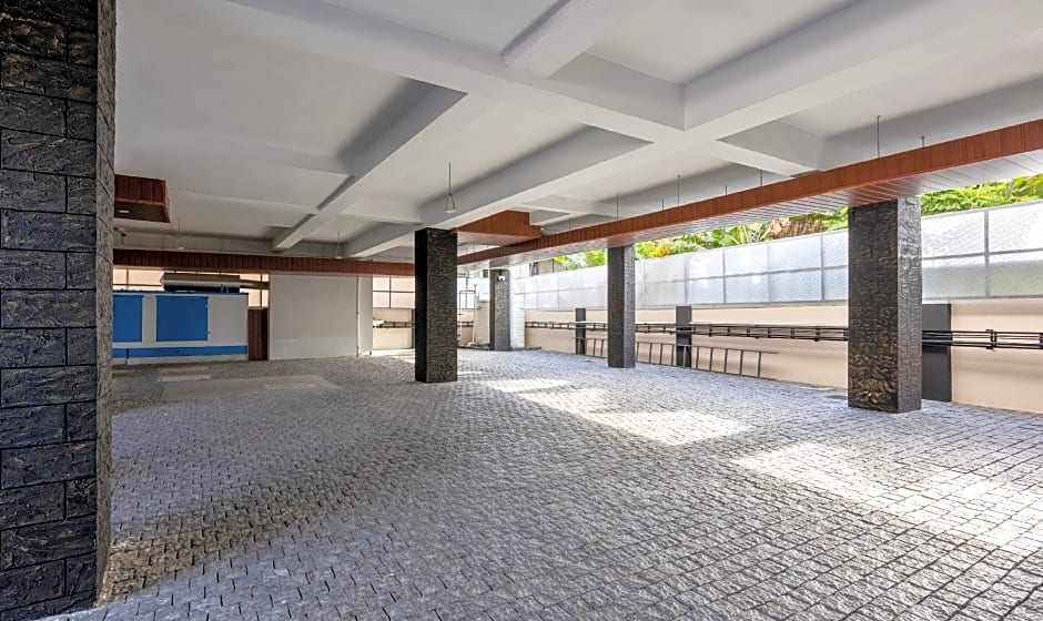 Treebo Trend vSaffron Regency 2.2 KM From Alleppey Backwaters