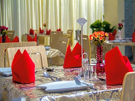 GPINNACLE SUITES