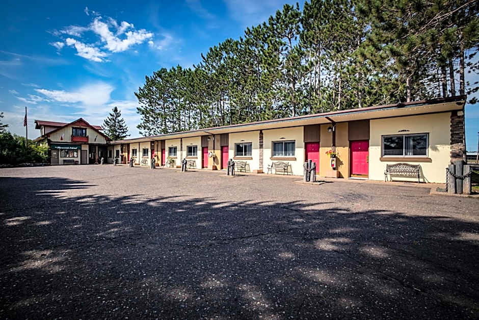 Riverside Motel