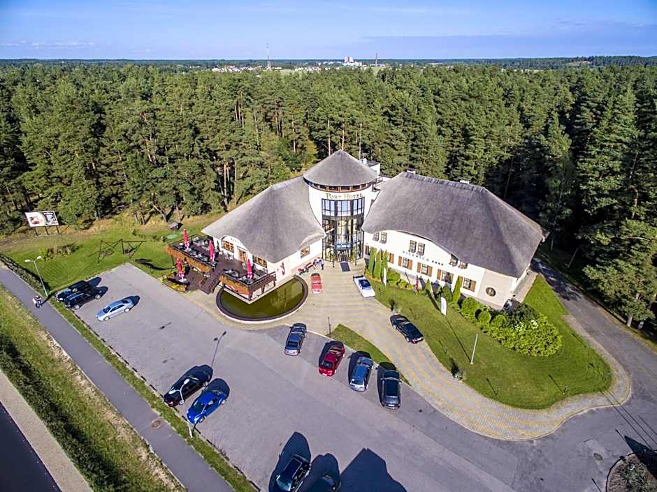Port Hotel