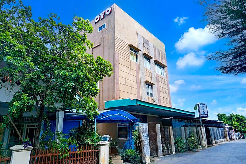 Collection O R.Sukamto Near Palembang Trade Center Mall