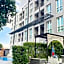 Crystal Suites Suvarnbhumi Airport