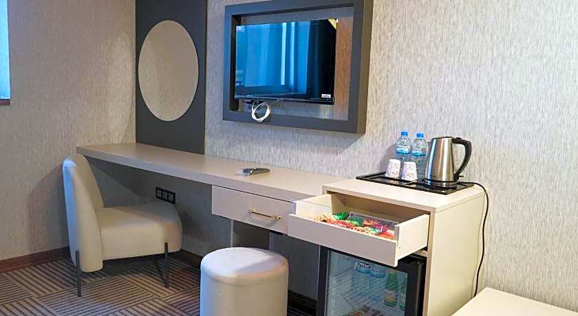 Shelby Hotel
