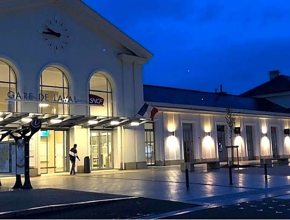 Hôtel et Apparts Marin