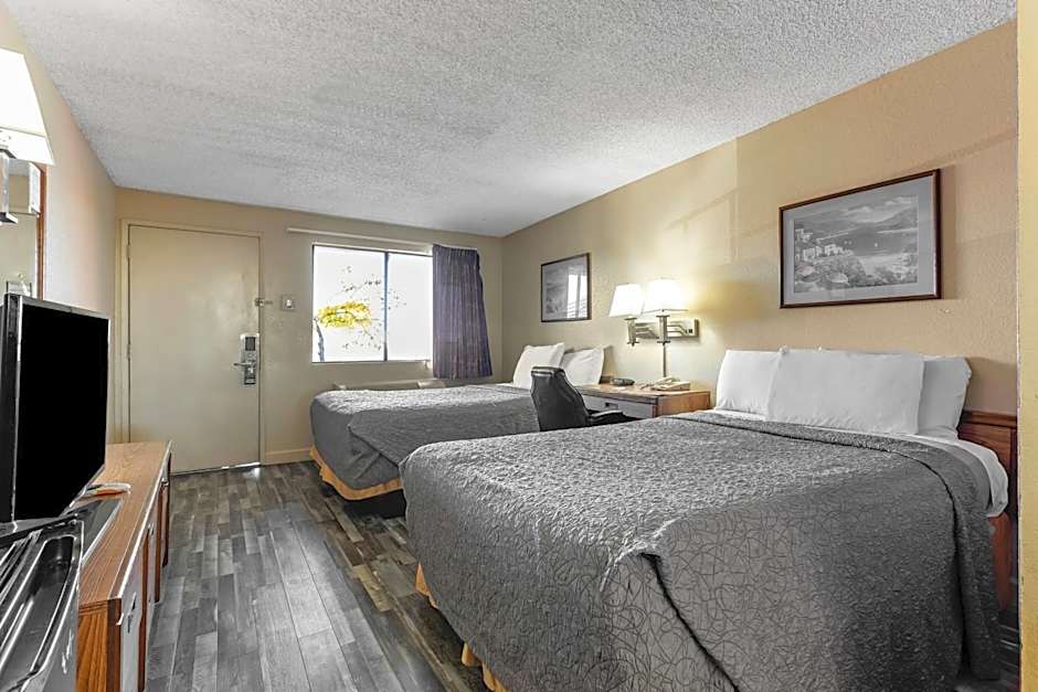 Knights Inn Madera
