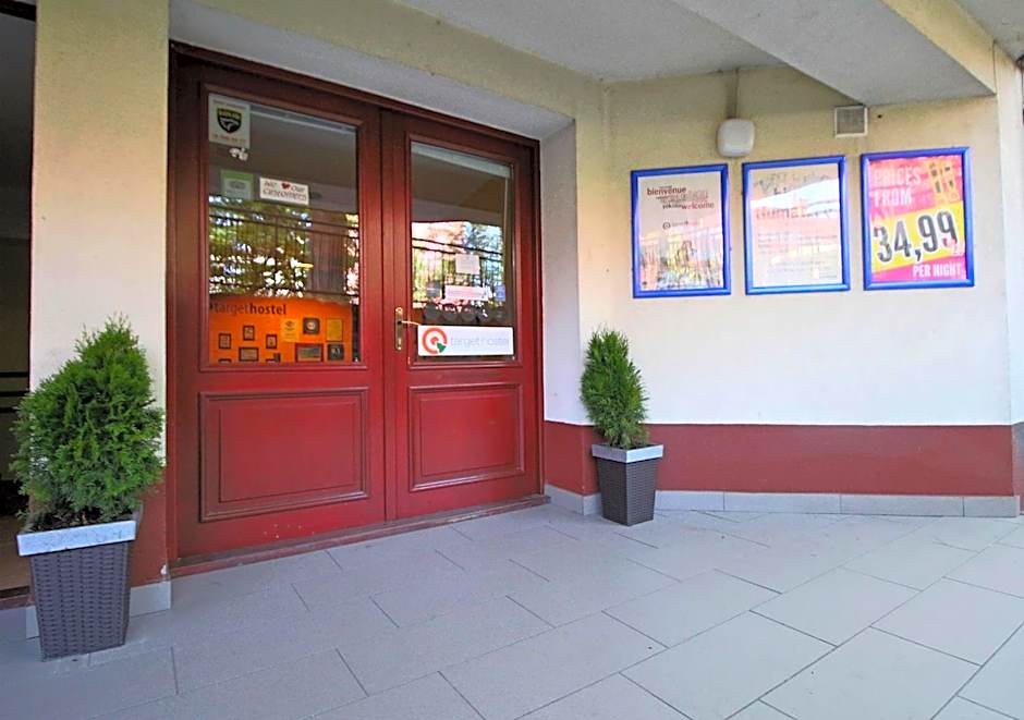 Target Hostel