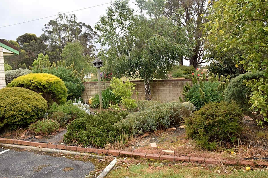 Mount Barker Valley Views Motel & Chalets, Western Australia