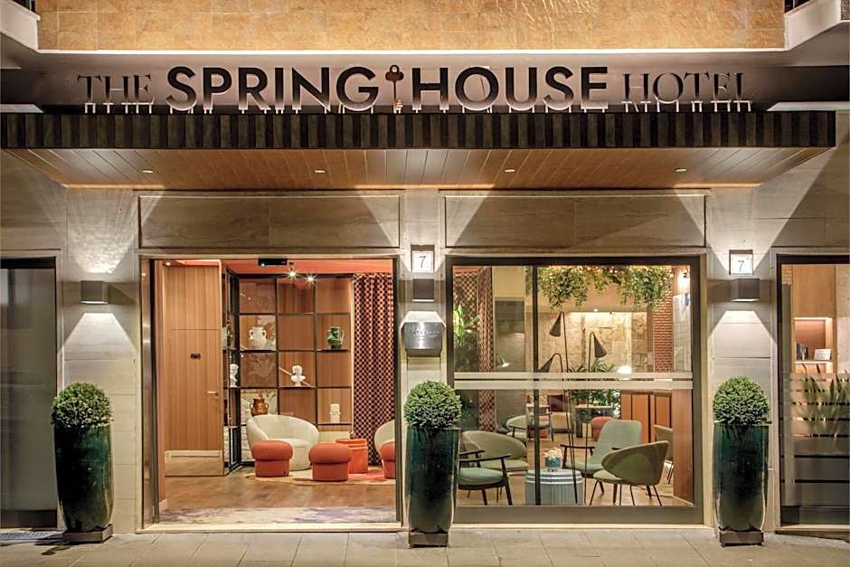 The Spring House Hotel Rome Vatican, Tapestry Collection by Hilton