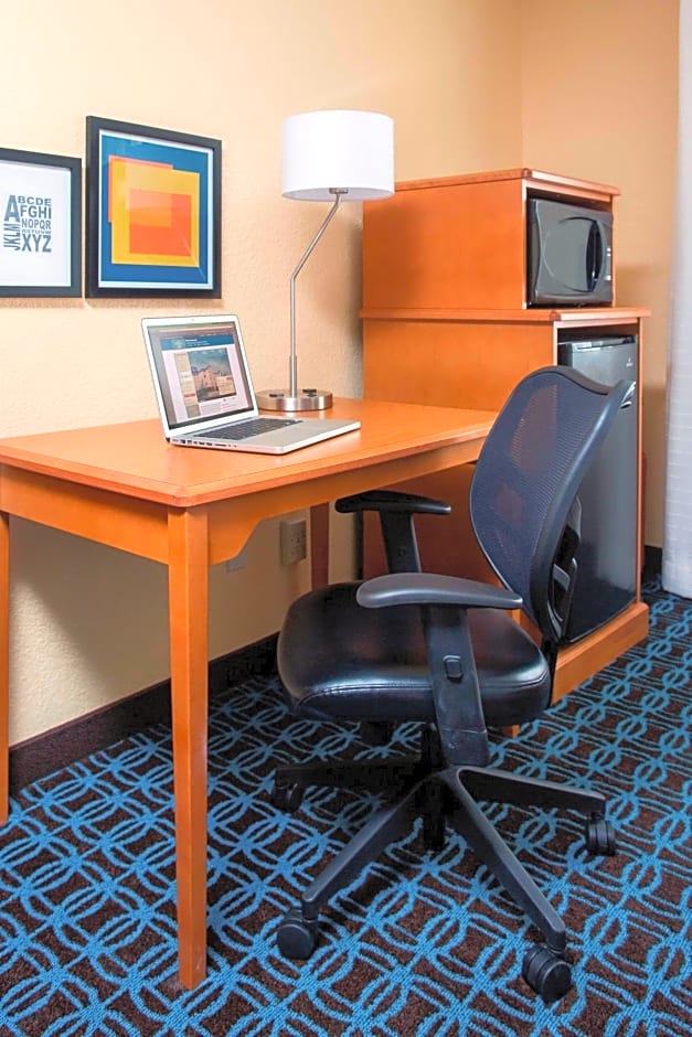 Fairfield Inn & Suites Waco South