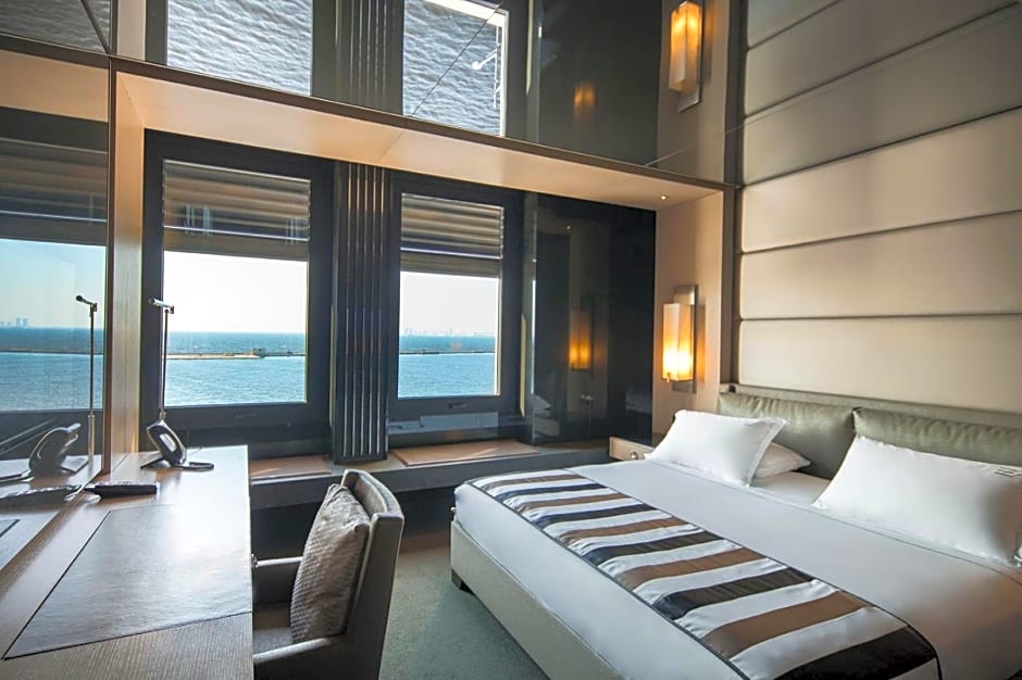 Key Hotel