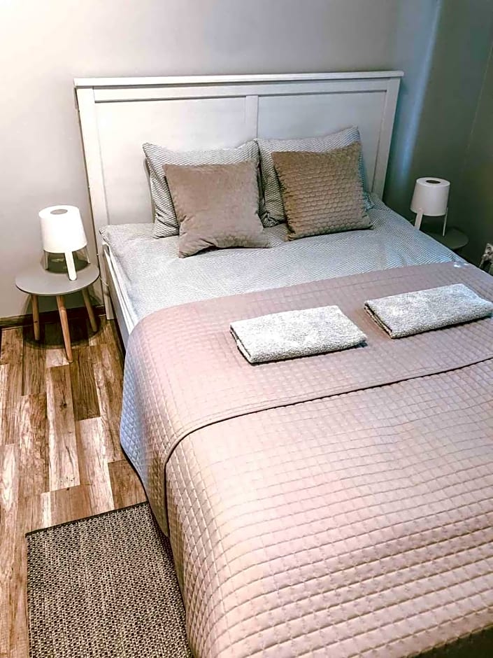 Bankowa 8 Guest Rooms