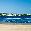 Newport Beach Hotel And Suites