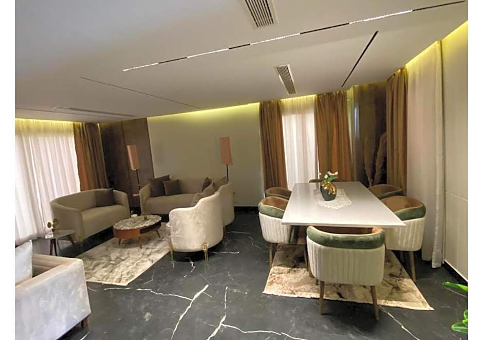 فيلا رائعة في أفخم كومباوندات الشيخ زايد