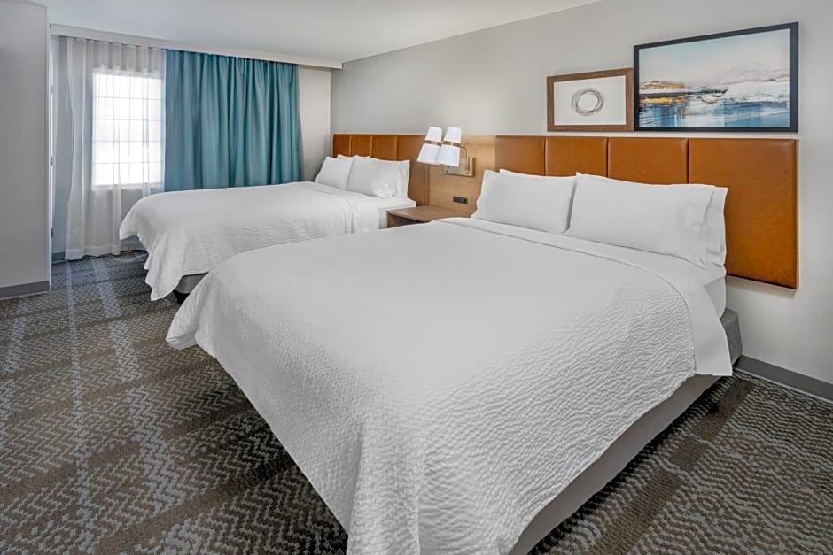 Staybridge Suites Denver - Cherry Creek