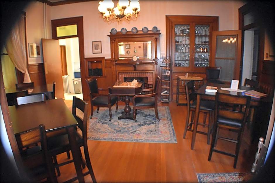 Inn at the Agora