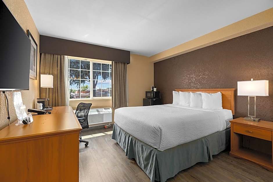 Ramada by Wyndham Portland