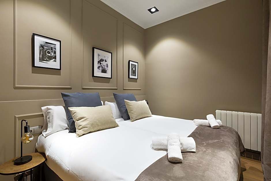 Sagrada266 by chicStays