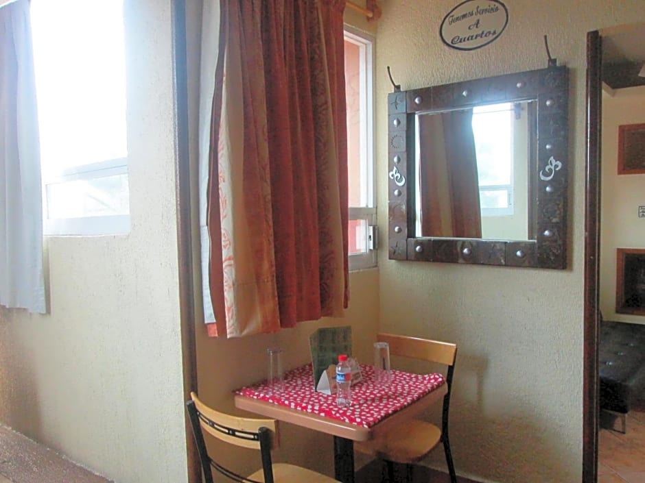 Hotel Real Azteca