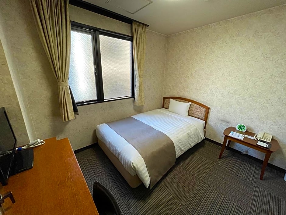 Shinmatsudo Station Hotel