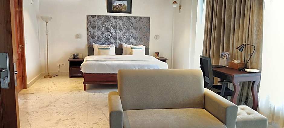 Photo 1 of 3 of Junior Suite
