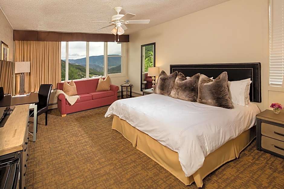 Mountain Chalet Snowmass