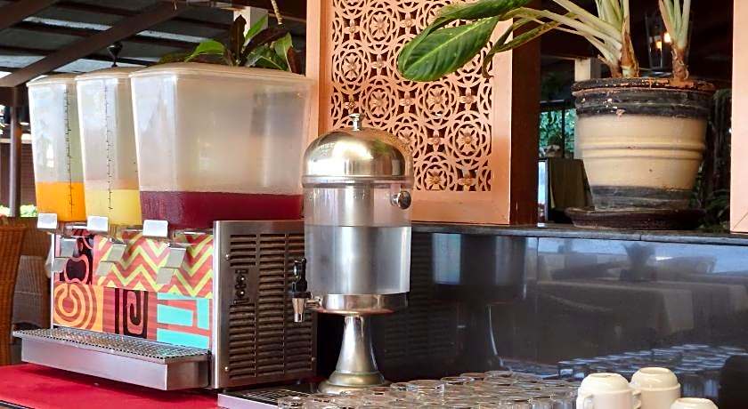 Montien House Hotel