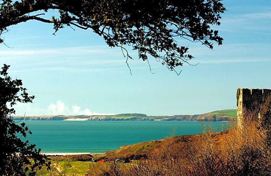 Castlemead Country House By The Sea