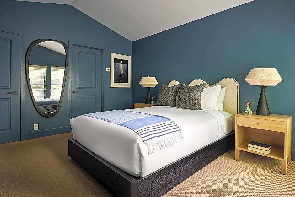 The Neighborhood Hotel New Buffalo