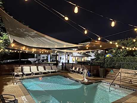 Days Inn by Wyndham Arlington