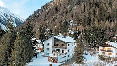 Apartments Hohenberger Mallnitz - im Winter Tauernbad und Sauna inklusive - kostenloses Bahnhofsshuttle bei An- und Abreise