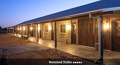 Saltbush Retreat