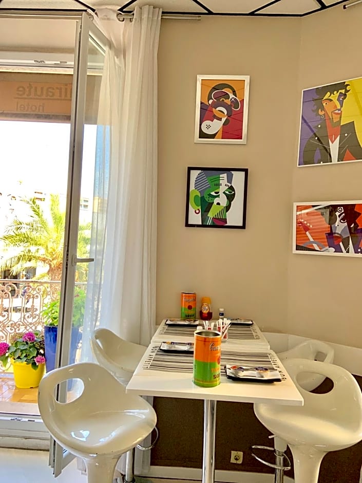 Hotel Amiraute