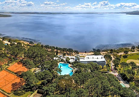 Hotel Del Lago Golf & Art Resort