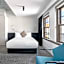 Peppers Gallery Hotel