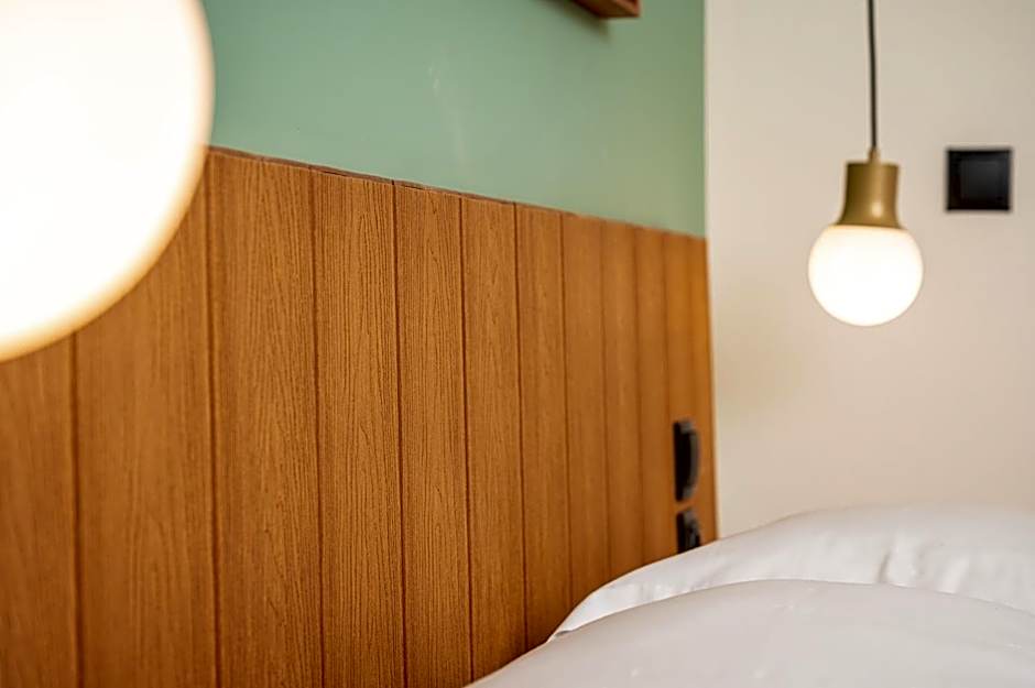Emily Hotel