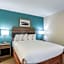 MainStay Suites Cedar Rapids North - Marion