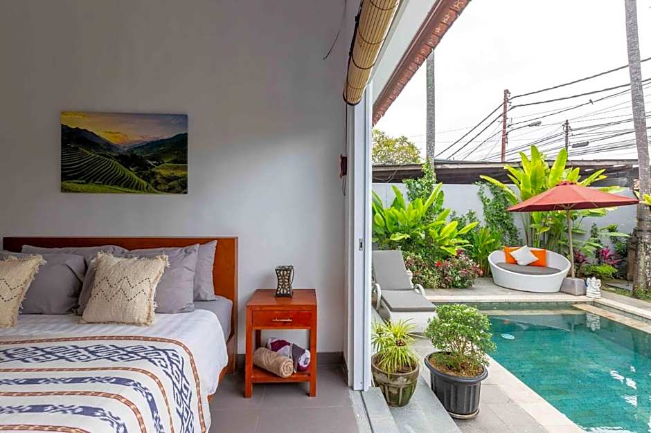 Villa Rosa - Spacious Oasis with Private Pool, close to Beach & Dining