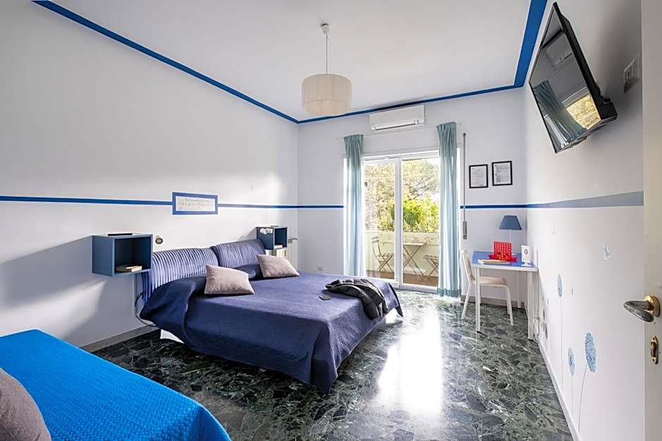 Take It Easy Roma Guest House