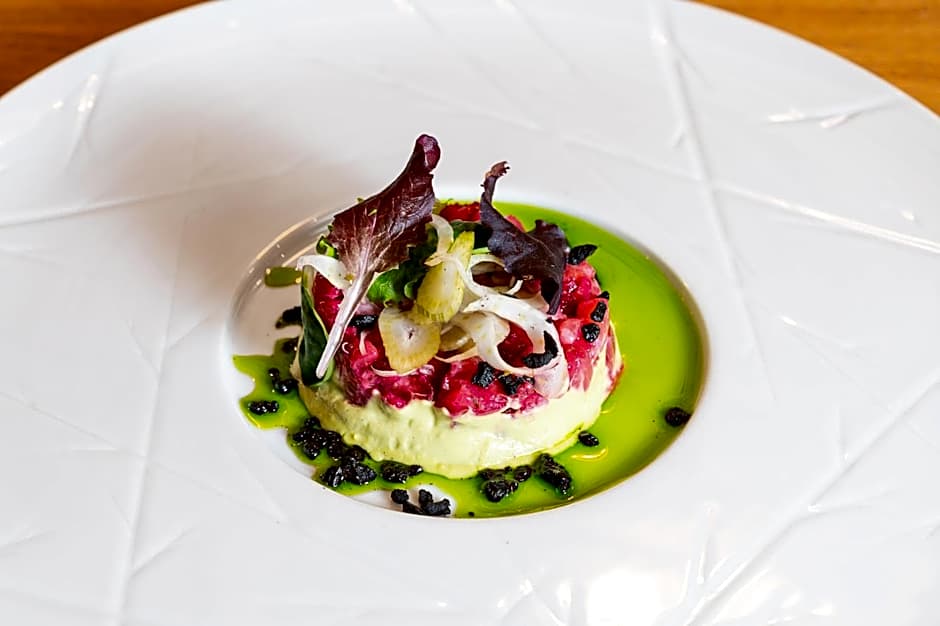 Meriton Old Town Garden Hotel