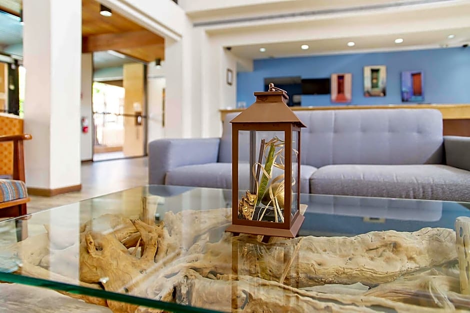 Ramada by Wyndham Tucson Airport