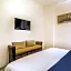 Capital O Hotel 522