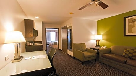 Queen Room - Hearing Accessible