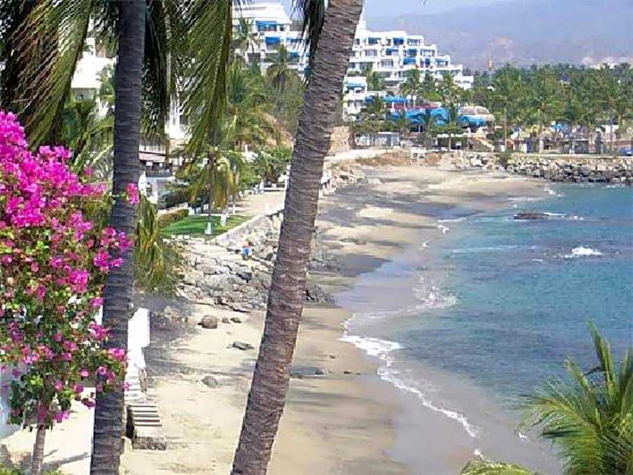 Hermoso condominio en Bahía Manzanillo