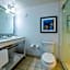 Grand Park Hotel Vancouver Airport, Ascend Hotel Collection